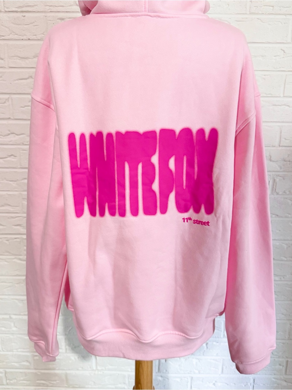 NWT 11th Street New York or Nowhere Oversized Hoodie and Shorts Pink Sugar S/M - Picture 11 of 11